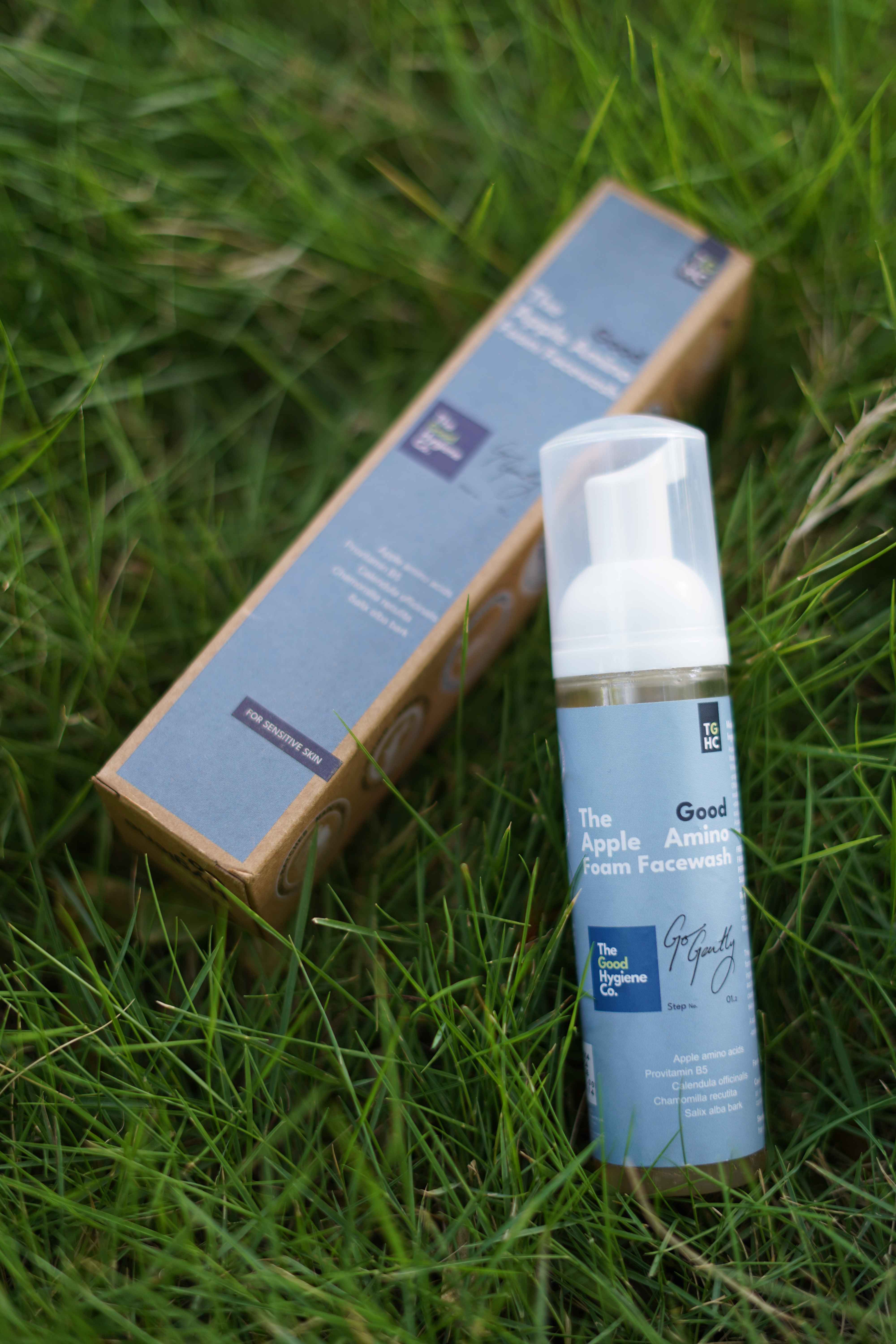 Refresh Your Skin with a Gentle Foam Face Wash